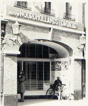 Het kantoor van het 'Nieuw Noordhollands Dagblad' aan het Grote Noord 77.