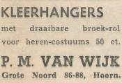 P.M. Van Wijk - kleerhangers